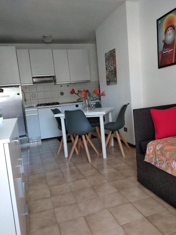 Appartamento Holiday Saint-Vincent Esterno foto